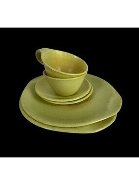 VTG Russel Wright Residential Lime Green Chartreuse Melamine Lot Plates Cups MCM